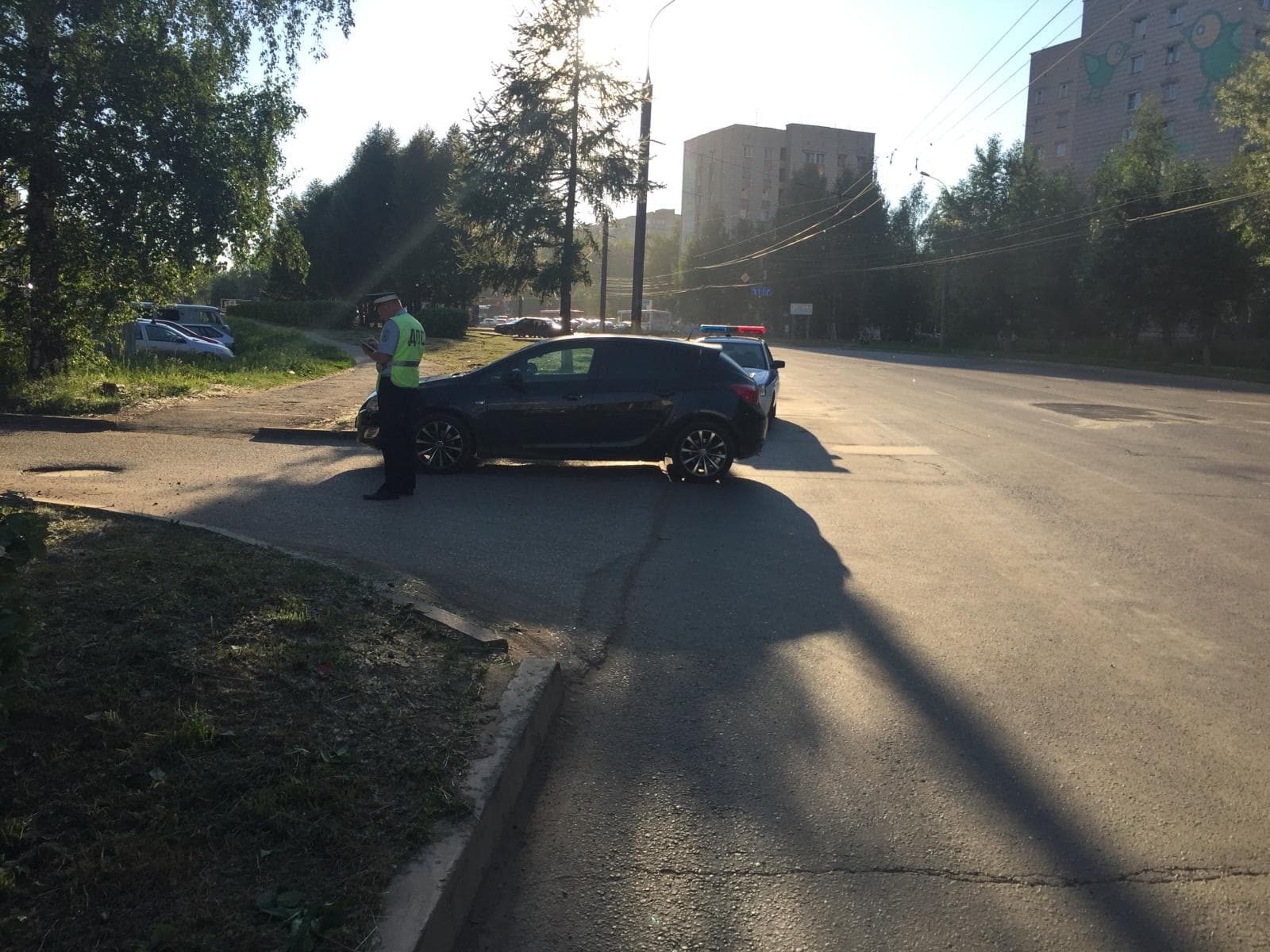 На Воровского женщина на Opel сбила велосипедиста