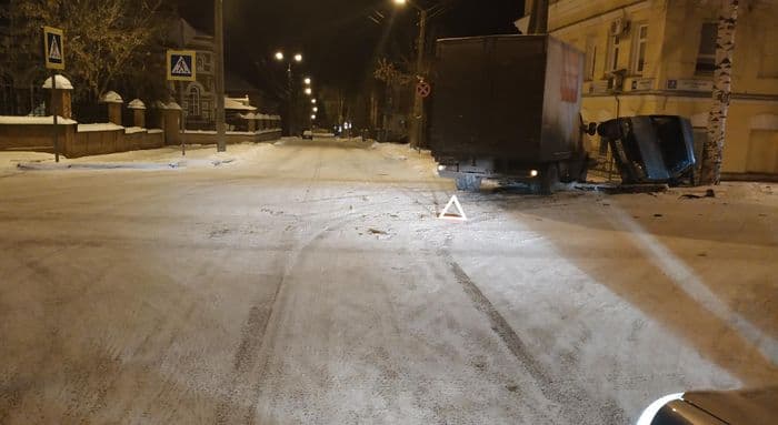 в Кирове “пятнадцатая” не поделила дорогу с “Газелькой”