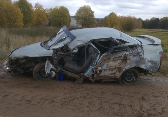 Бесправник на “десятке” спровоцировал лобовое столкновение