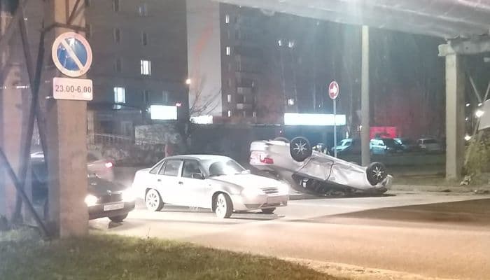 Известны подробности жесткого ДТП с перевертышем на Лепсе в Кирове
