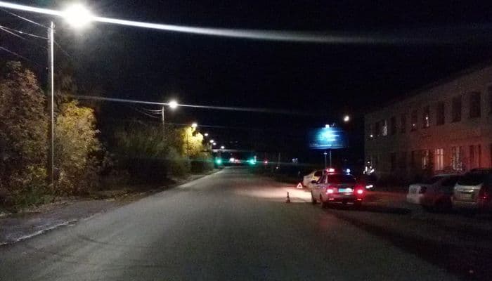 В Кирове под колеса «Логана» попала молодая девушка