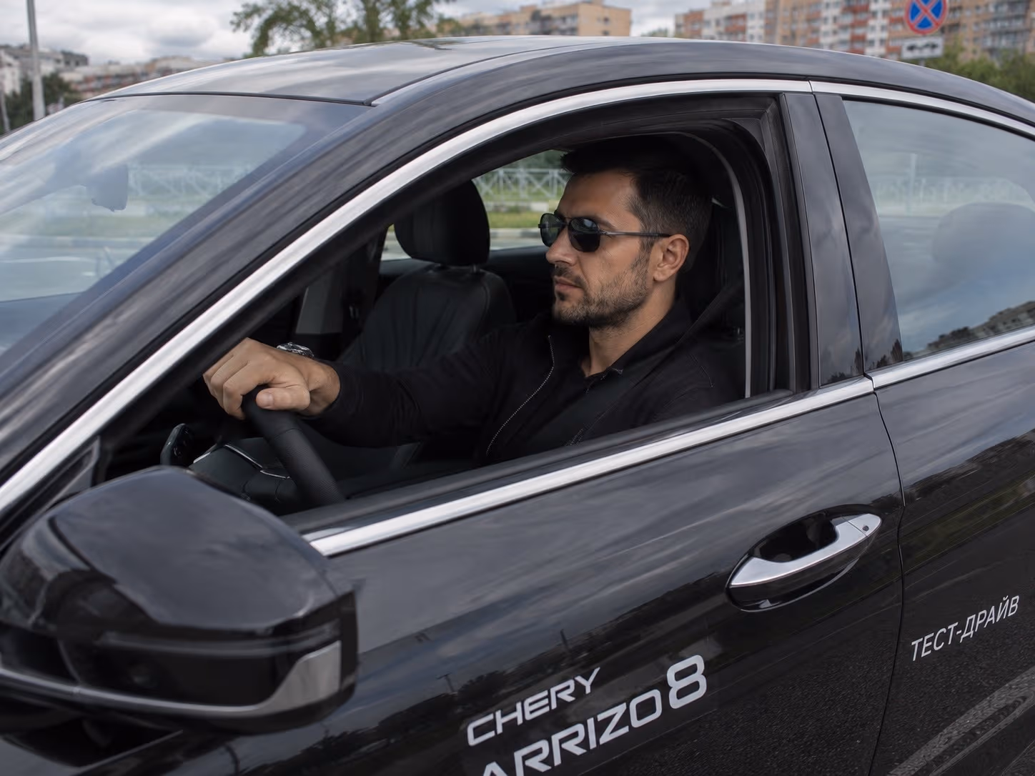 Продал Toyota, купил Chery Arrizo 8 за 3 млн - не успел отъехать от салона, а уже нашел недостатки
