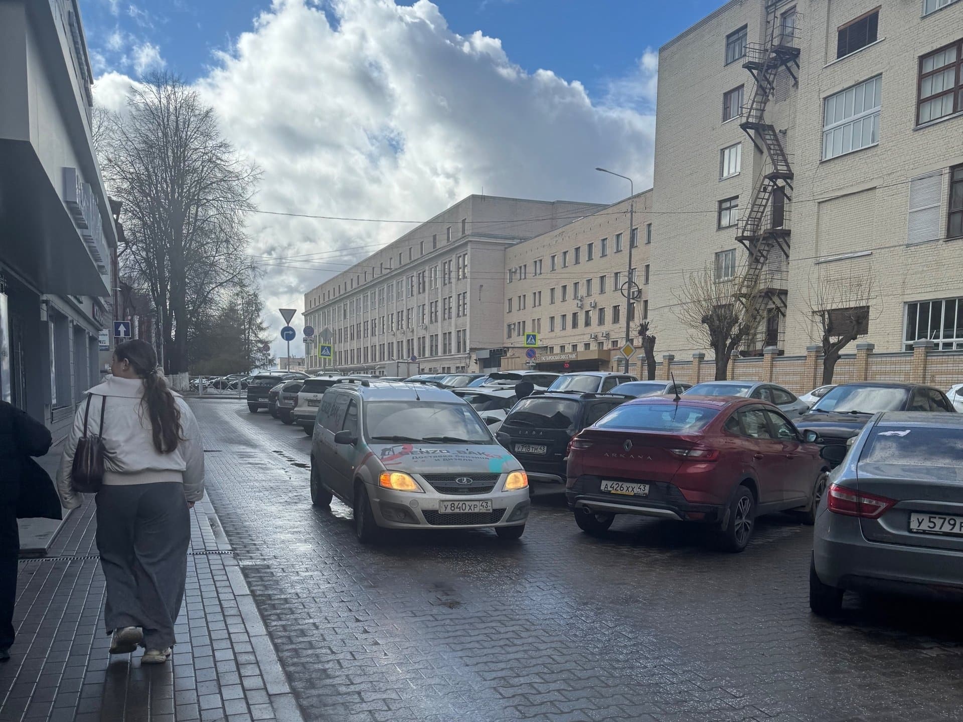 Бесплатная парковка для многодетных семей может расшириться: что содержит проект Минтранса