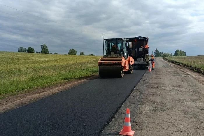 В Уржумском районе отремонтировали 747 метров дороги к музею Васнецовых