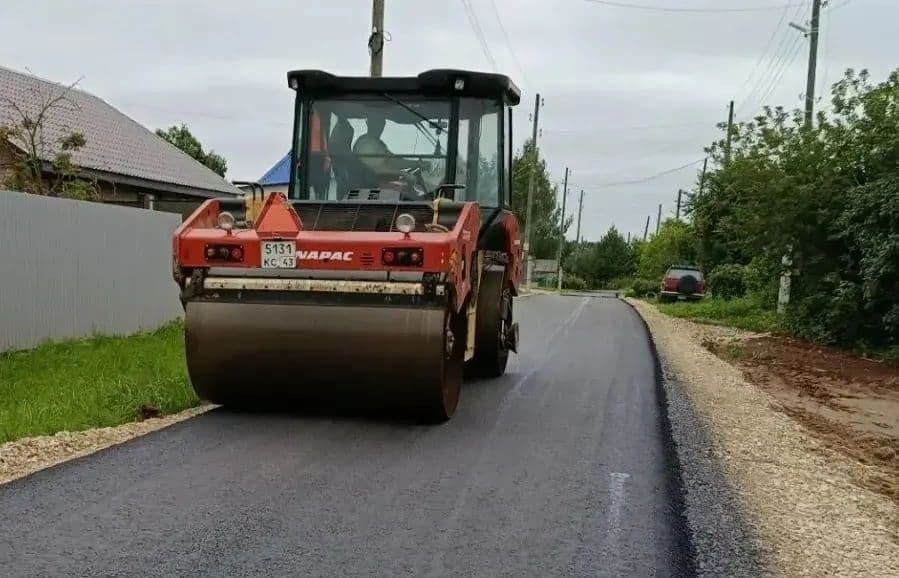 В Кирове дорожники ремонтируют пять улиц одновременно
