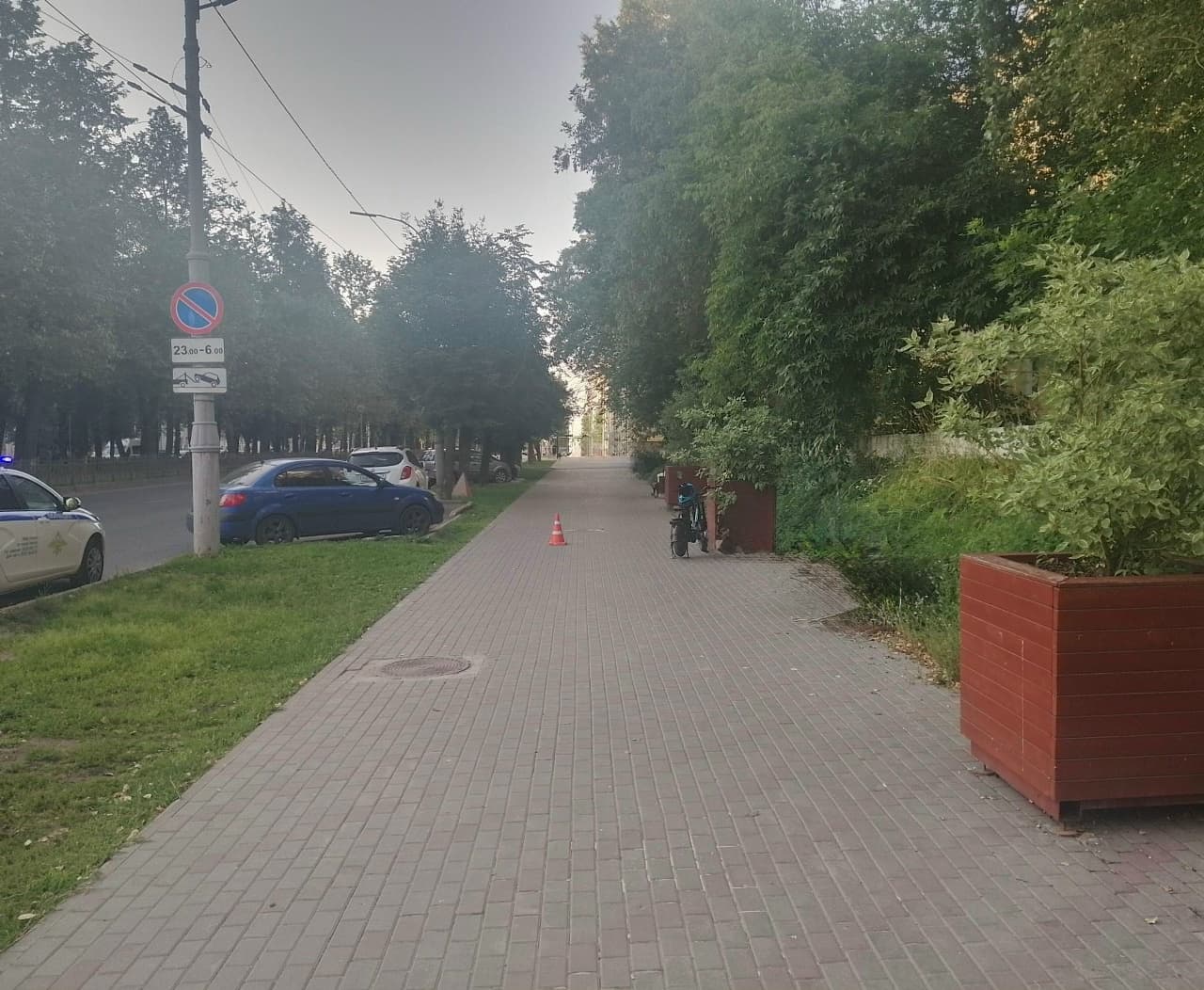 На Октябрьском проспекте на электровелосипеде сбил 59-летнюю женщину
