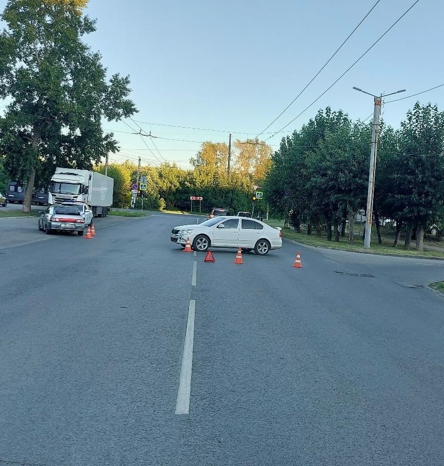 19-летняя девушка пострадала в ДТП на улице Конева в Кирове