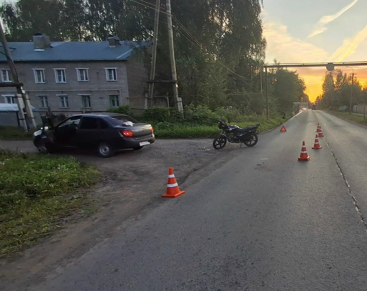 В Зуевке 33-летний водитель мопеда получил травмы после ДТП