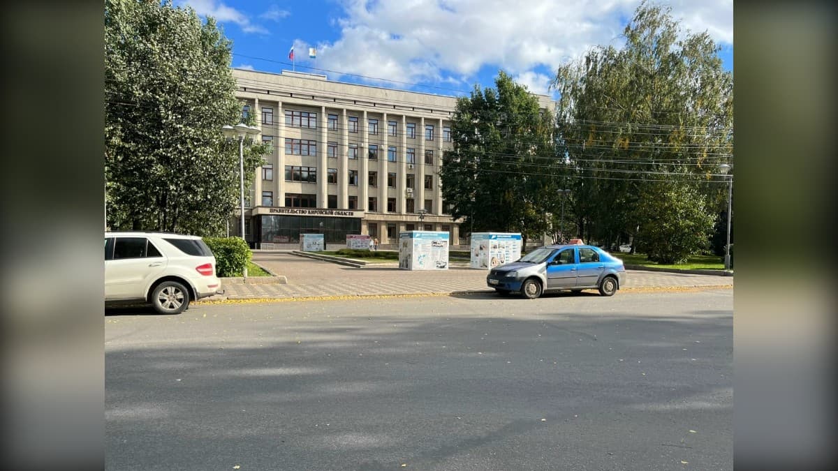 У Театральной площади в Кирове запретят парковку на время послания губернатора