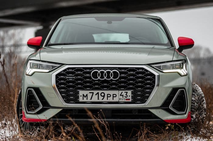 Тест-драйв AUDI Q3 Sportback 2020: городской задира
