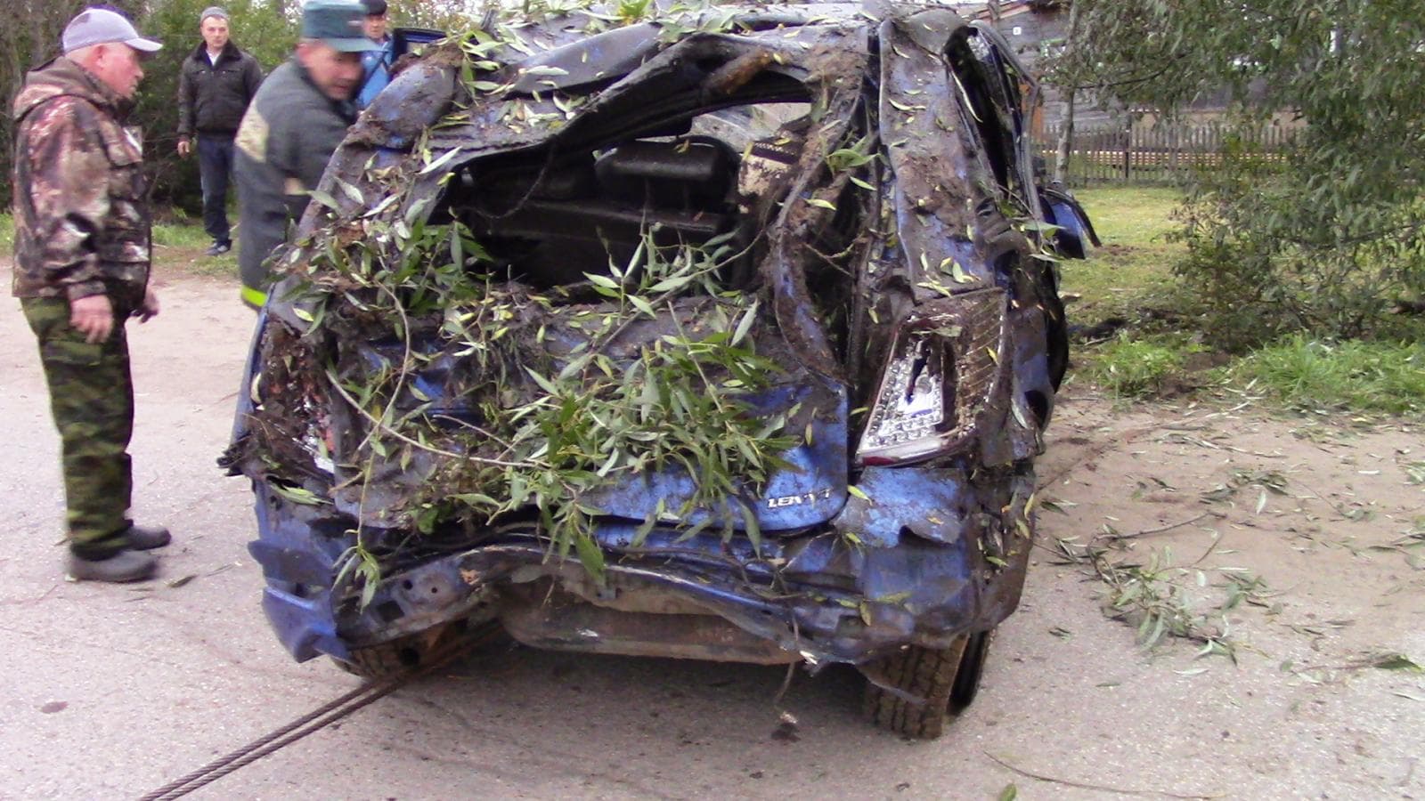 В Арбажском районе водитель разбил машину и «испарился»