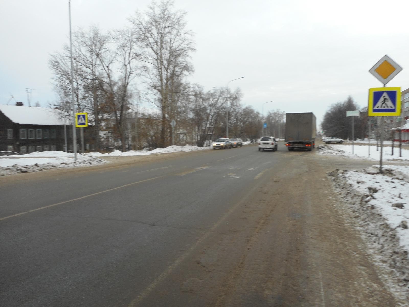 На трассе «Вятка» фура сбила пешехода