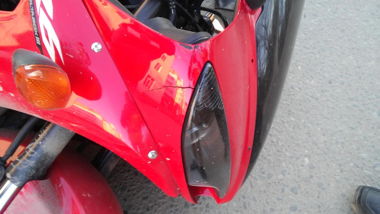 Объезжал ямы и устроил аварию с мотоциклистом - ДТП на Красноармейской