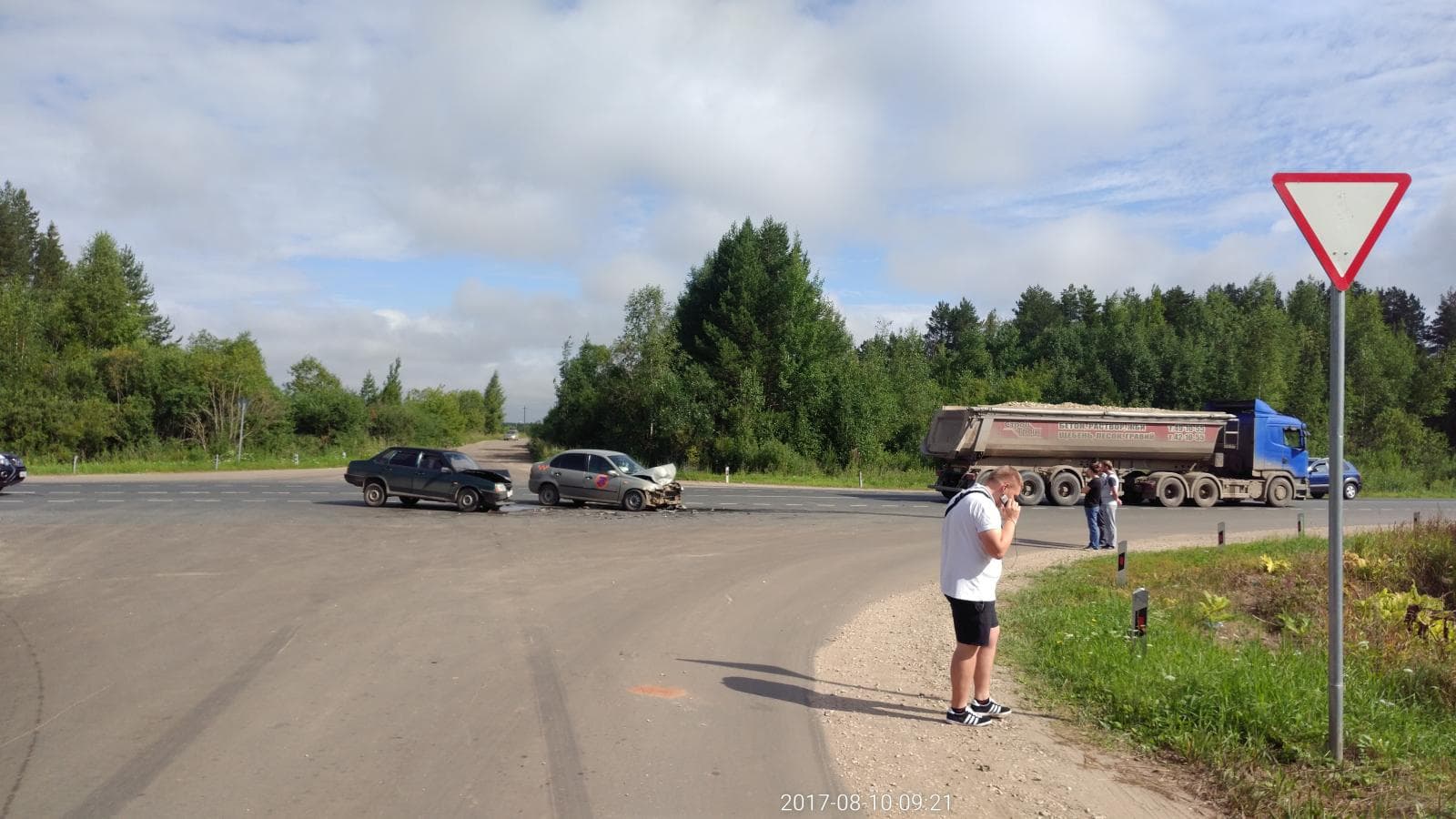 Один человек госпитализирован после аварии на Южном обходе