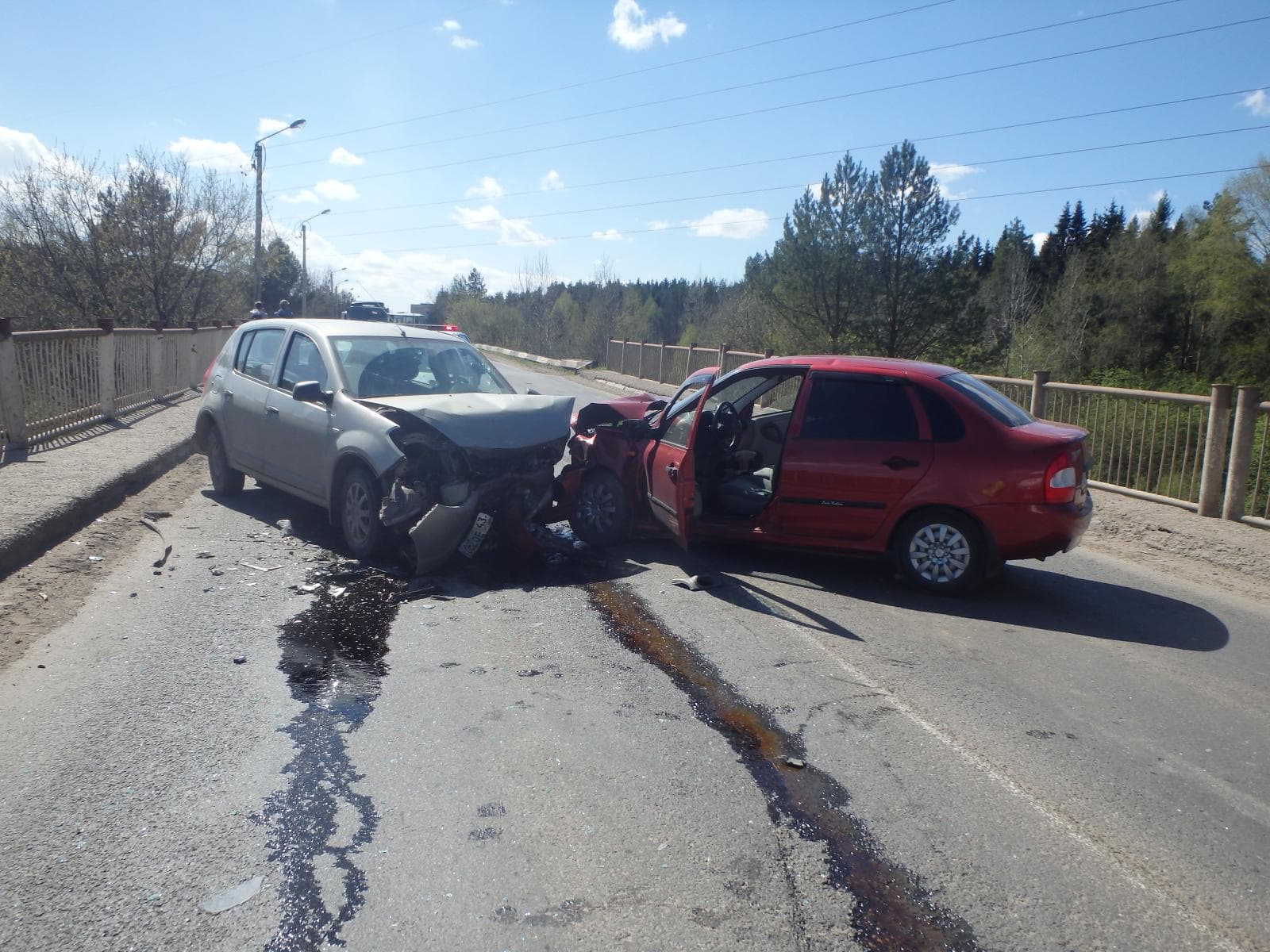 Лоб в лоб. В Кирово-Чепецке столкнулись 2 машины