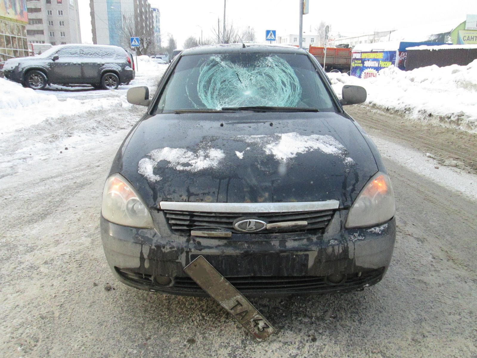 На Ленина мужчина не смог затормозить и сбил женщину