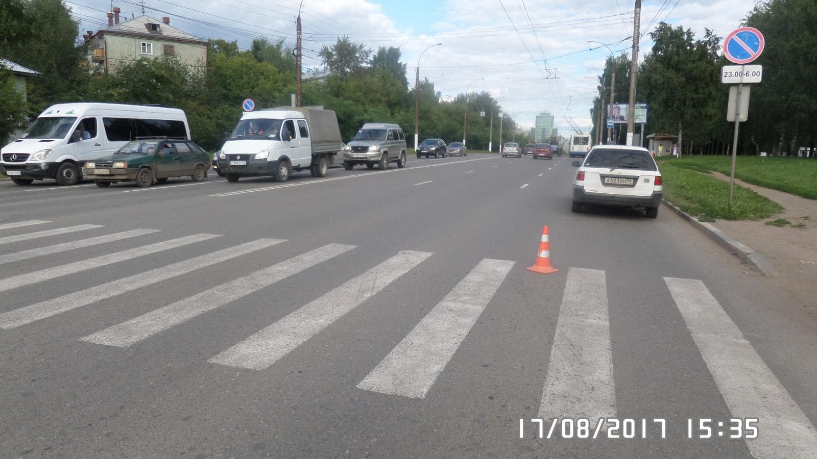 На Московской водитель Honda сбил девушку