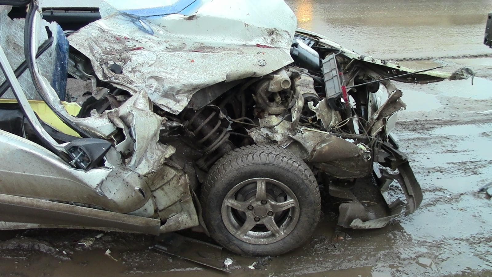 Он еще и лишенником был - авария у Metro