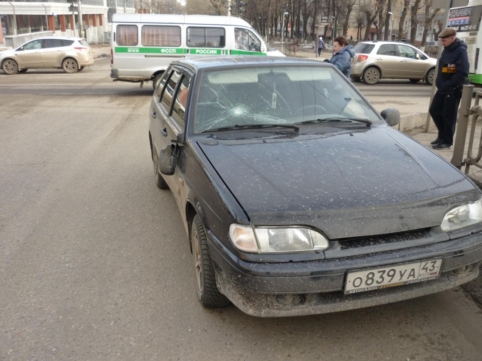 На Октябрьском проспекте водитель ВАЗа сбил пешехода