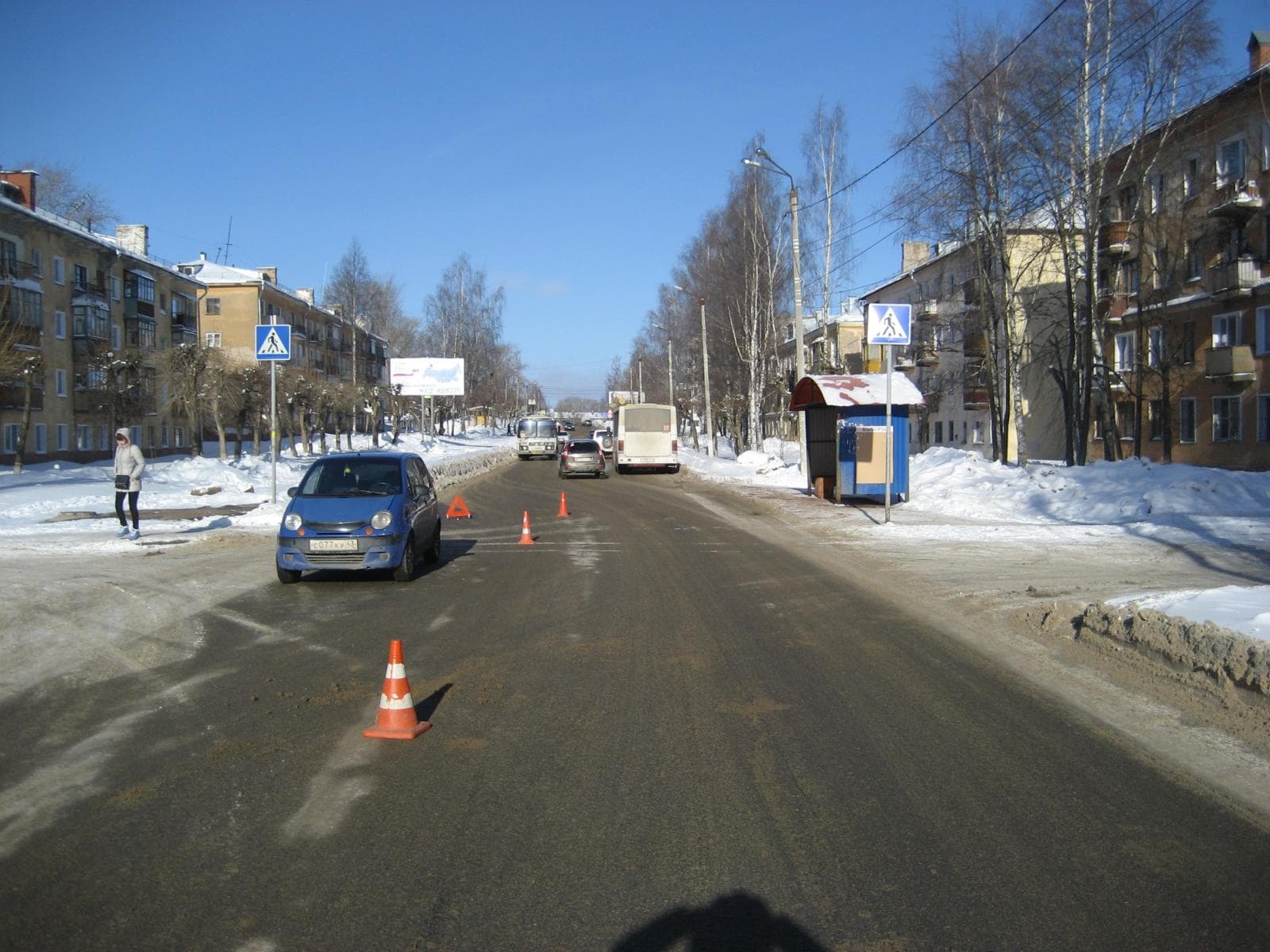 Двух пешеходов «зебра» не уберегла