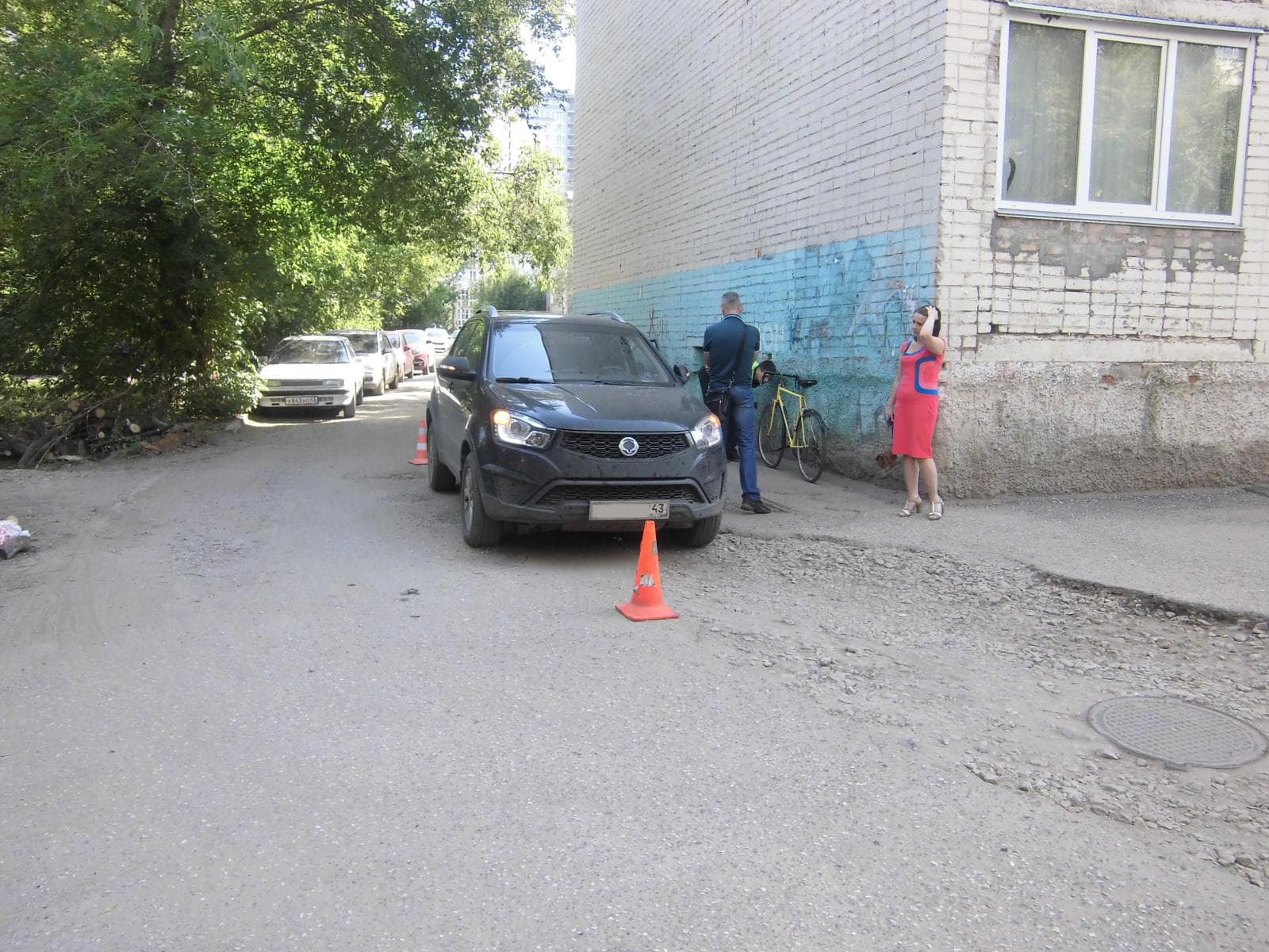 На Сурикова водитель SsangYoung сбил подростка-велосипедиста