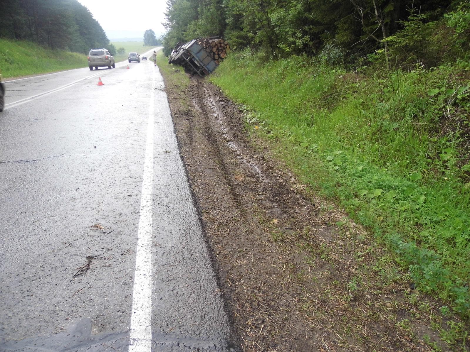 17-летняя девушка серьезно пострадала в ДТП возле Уржума