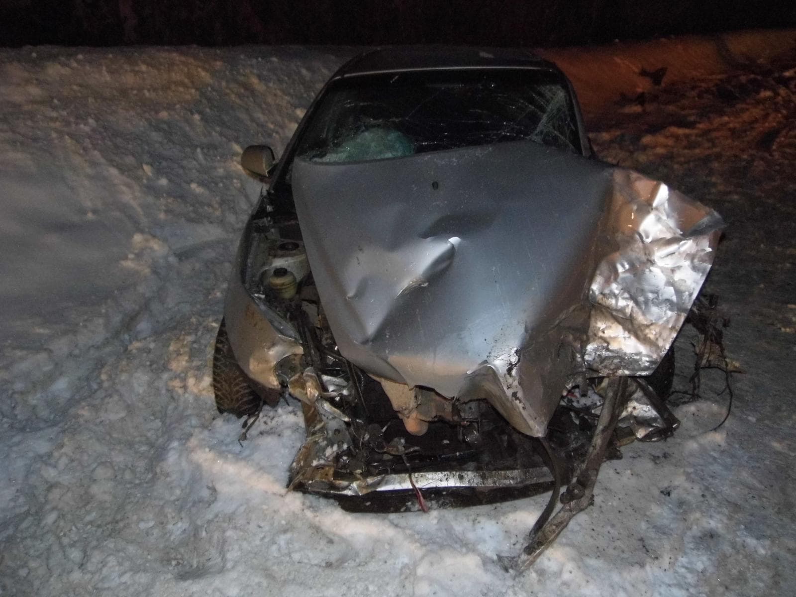 Водитель спровоцировал серьезную аварию на трассе «Вятка» и скрылся