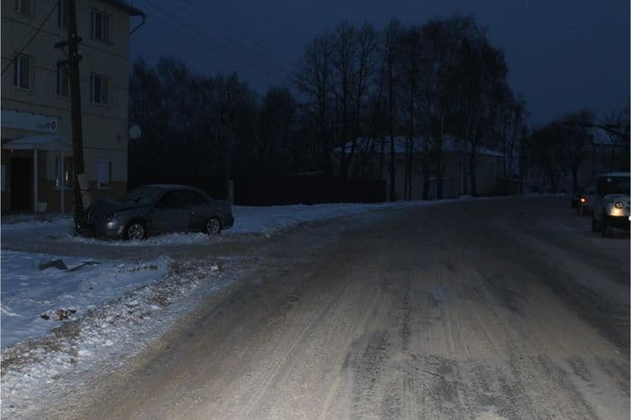 Дорожные происшествия минувших выходных унесли жизни двоих человек