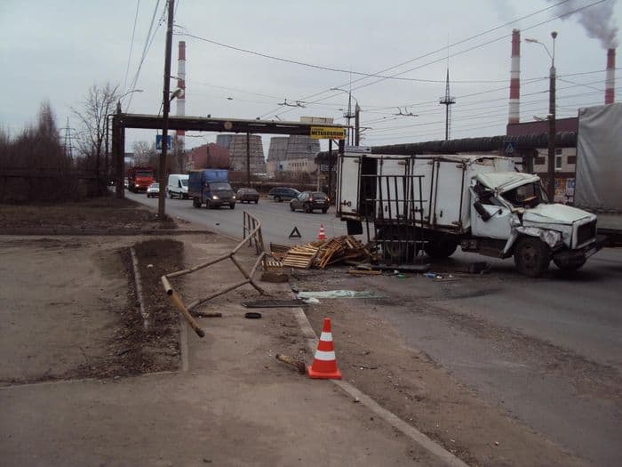 За эти выходные произошло множество ДТП с участием грузовых авто