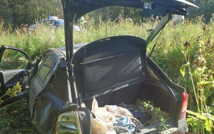 Водитель на “астре” улетел в кювет