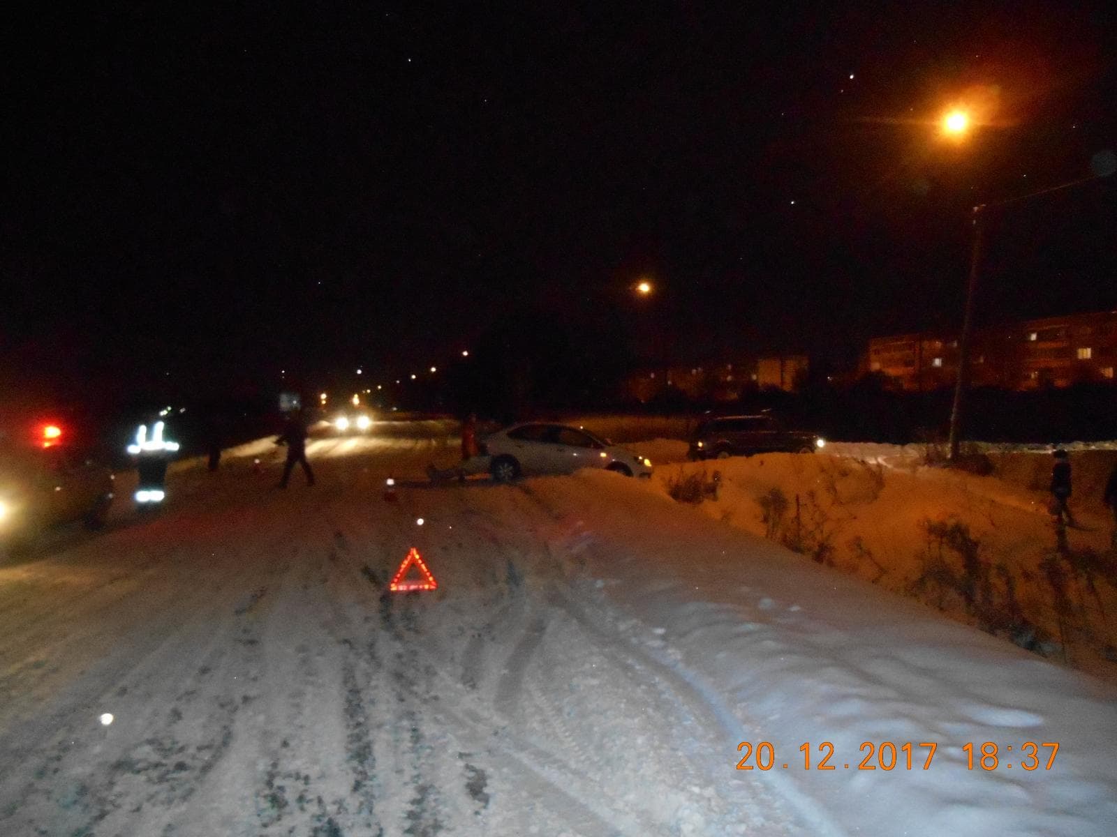 Заскочил от алкотеста на сугроб - авария в Костино