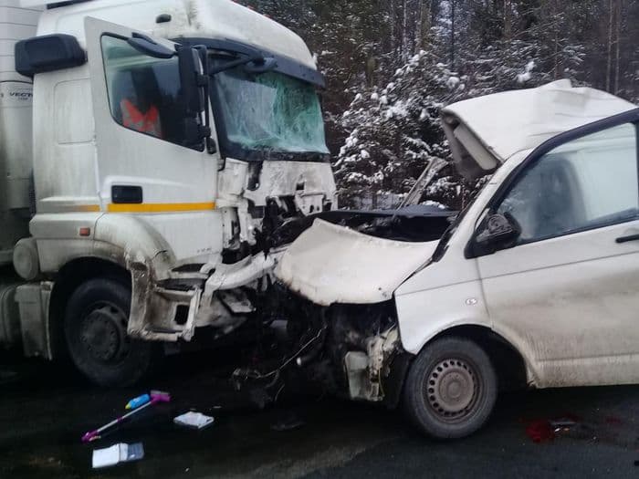 Кошмар на дорогах в Кировской области: за выходные погибло 8 человек