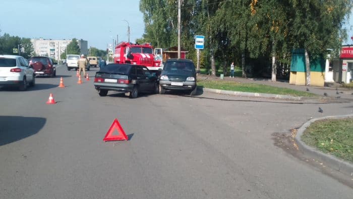 В Котельниче Chevrolet Niva “встретилась” с ВАЗ 2114