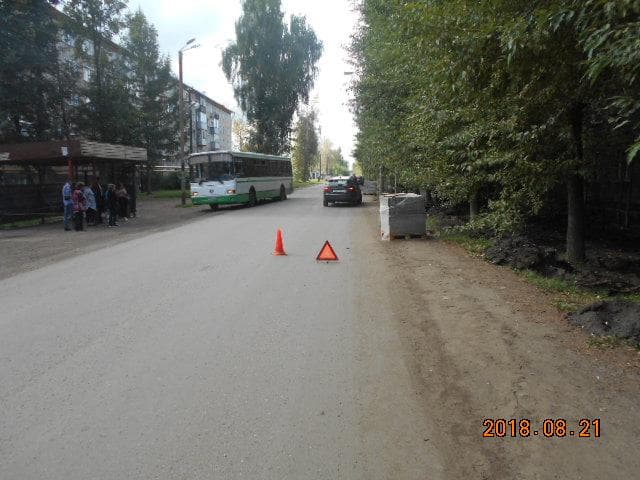 В Лянгасово мужчина попал под колеса “Весты”