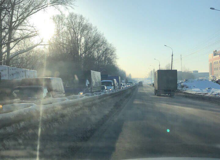 На Производственной серьезная авария. Движение остановлено