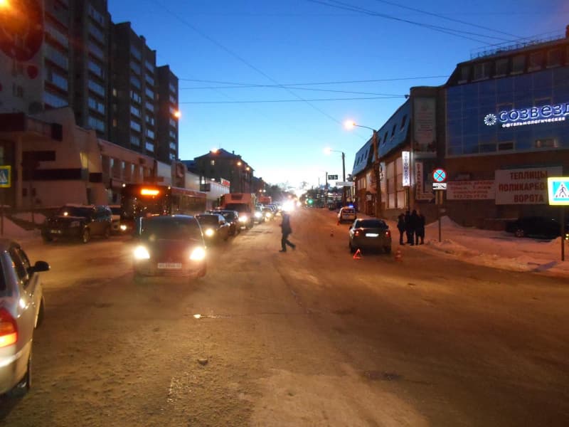 У старого моста женщина на Toyota сбила пешехода