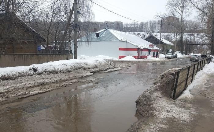Дороги Кирова, по которым лучше пока не ездить - «подвеску оставишь либо колёса»