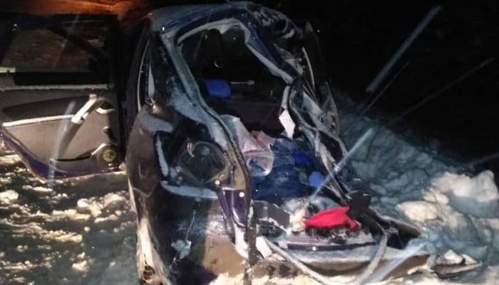 Lada Granta влетела в грузовой автомобиль: погибла 4-летняя девочка