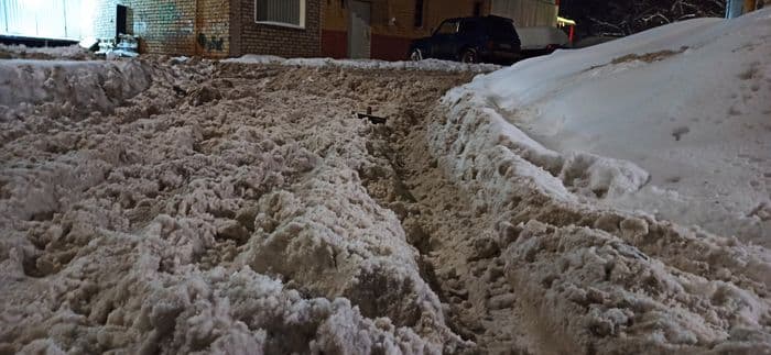 Глава администрации Кирова проверил работу коммунальщиков. Угадайте, что он им сказал