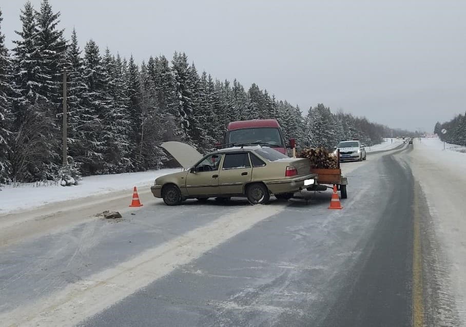 В Кировской области в двух ДТП пострадали три человека