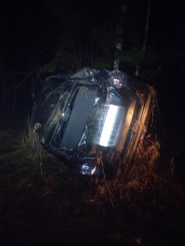 Сводка аварий за 2 ноября в Кирове: упавшая в автобусе пенсионерка и перевернувшаяся "Гранта"