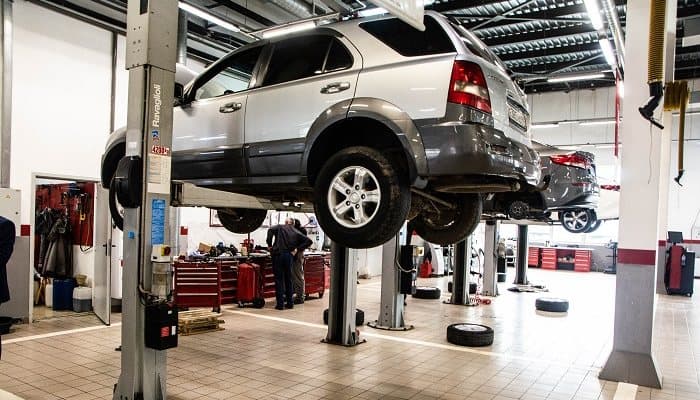 Почему в Госдуме решили не отменять техосмотр личных автомобилей