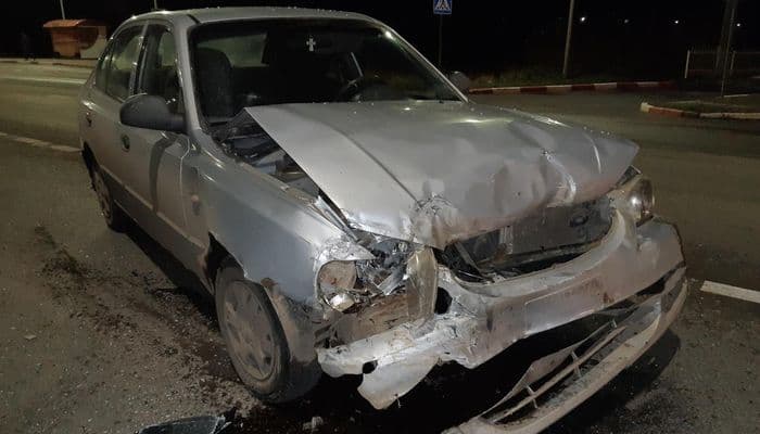 В Котельничском районе «Лада» столкнулась с «Хёндэ»: 4-летний ребенок в больнице