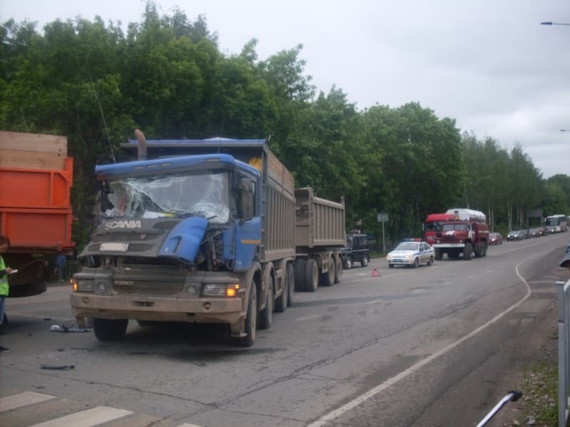 Два грузовика столкнулись в Котельниче