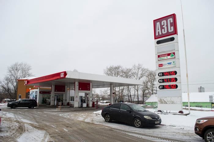 “Ещё 50 копеек и будем платить за литр дизеля 50 рублей!”