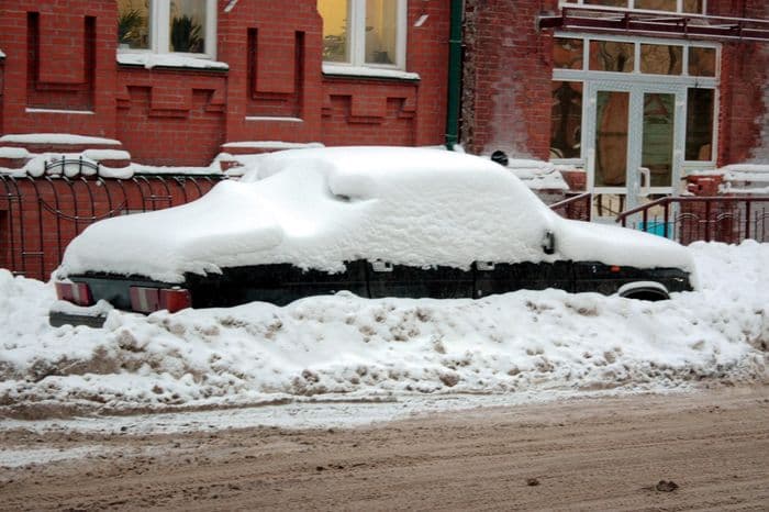 Большая часть жителей Кирова крайне недовольна качеством уборки улиц