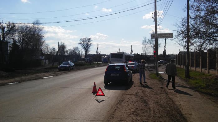 На Проезжей отвлекшийся пенсионер спровоцировал ДТП