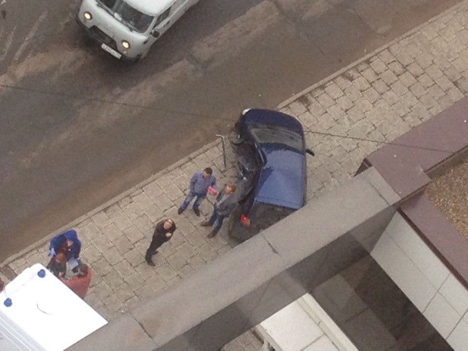 Незаконченный разворот: «Туарег» протаранил Getz