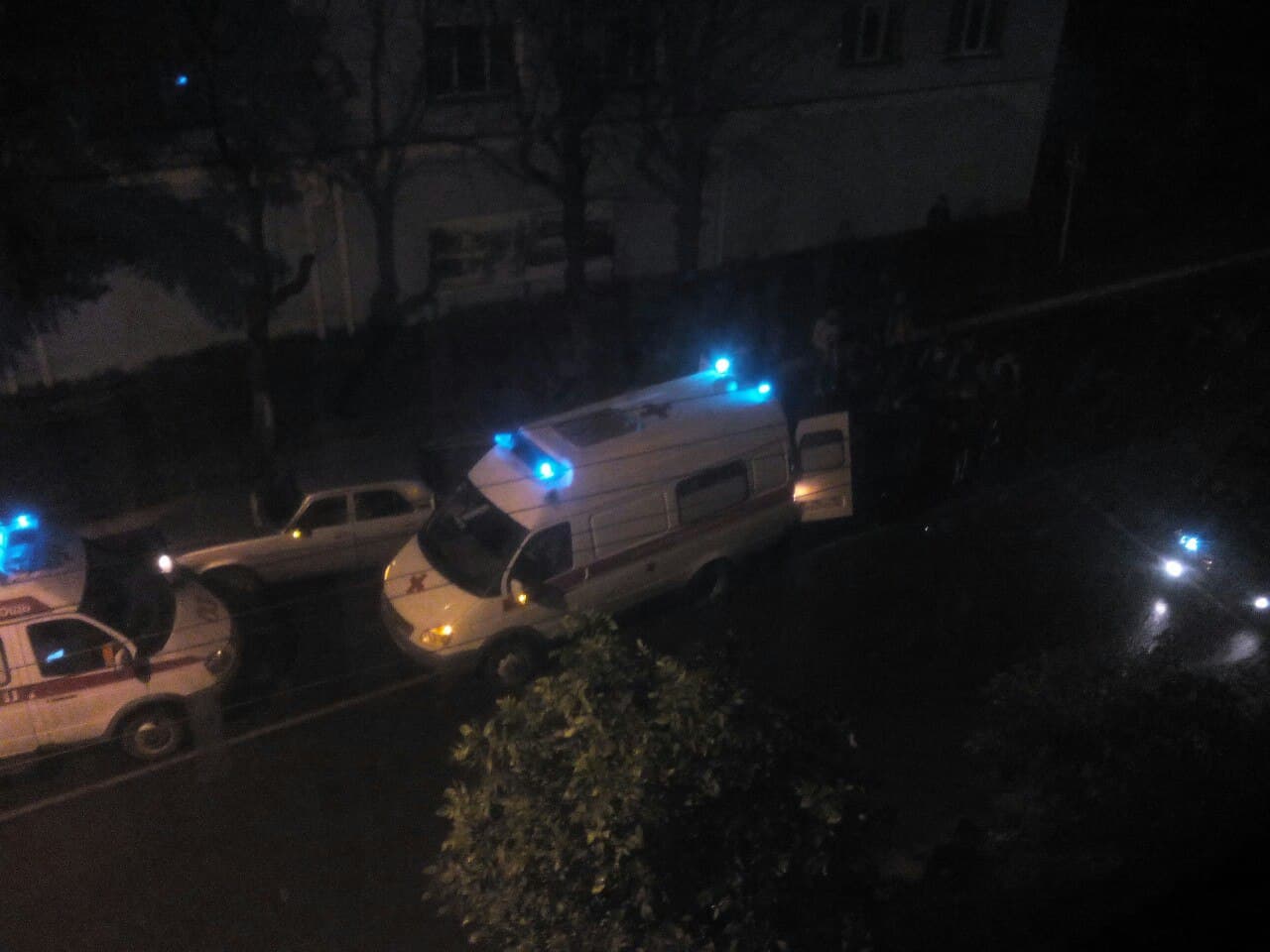 Мужчина на ВАЗе сбил девочку, а потом напился