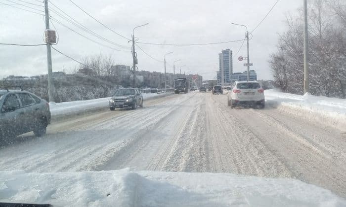 Снежный ад в Кирове: снег победил дорожников?